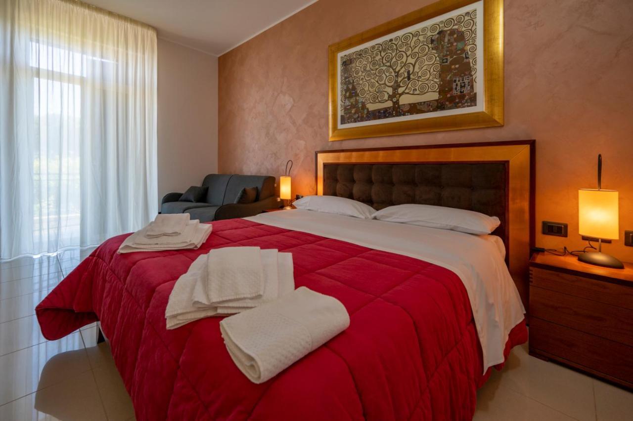 Villa Floyd Charming Rooms B&B Пакино Экстерьер фото