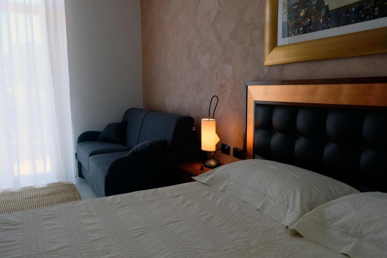Villa Floyd Charming Rooms B&B Пакино Экстерьер фото